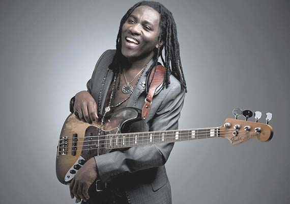 Richard, comme le bassiste camerounais Richard Bona