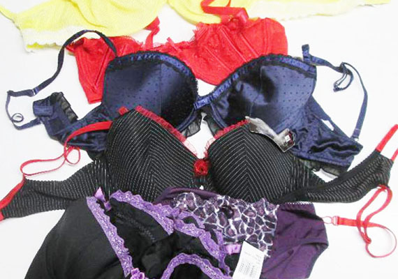 Which underwear to privilege in class period?