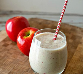 How to make apple smoothie?