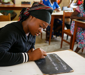 How to reduce young girls’ school dropouts in Cameroon?