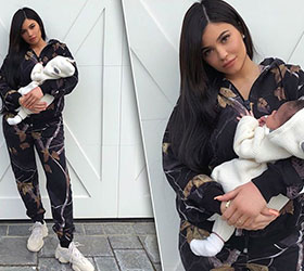 Kylie Jenner has given birth to a baby girl